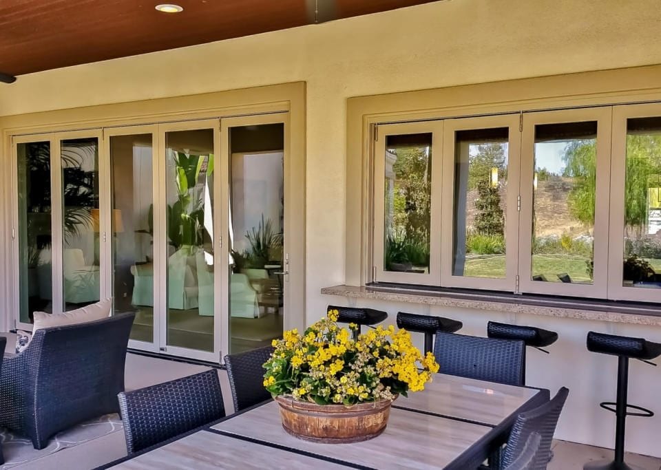 replacement windows in Huntington Beach, CA